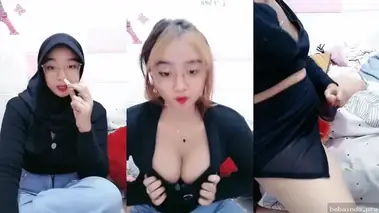Cewek Cantik Pamer Memek Colmek – WOT Lumer Hot