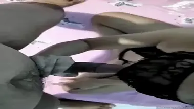Istri Pakai Lingerie Hitam Digarap Liar